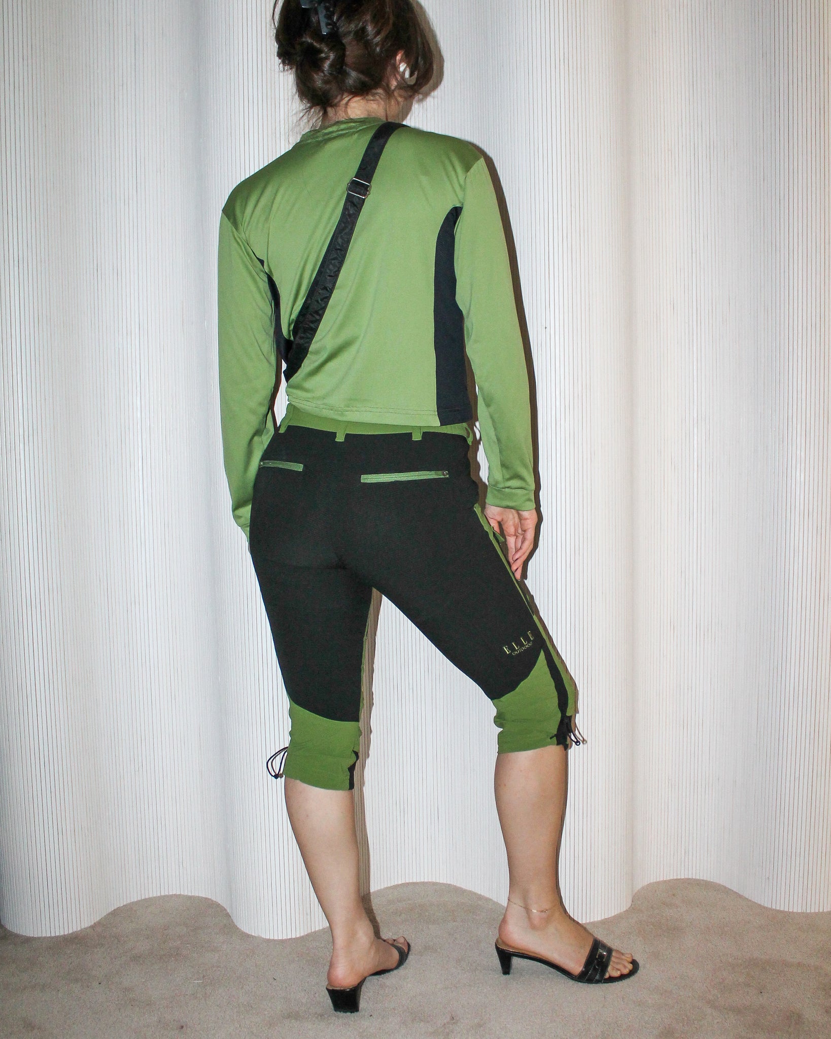 90s Green Athletic Long Sleeve (Unisex XS)