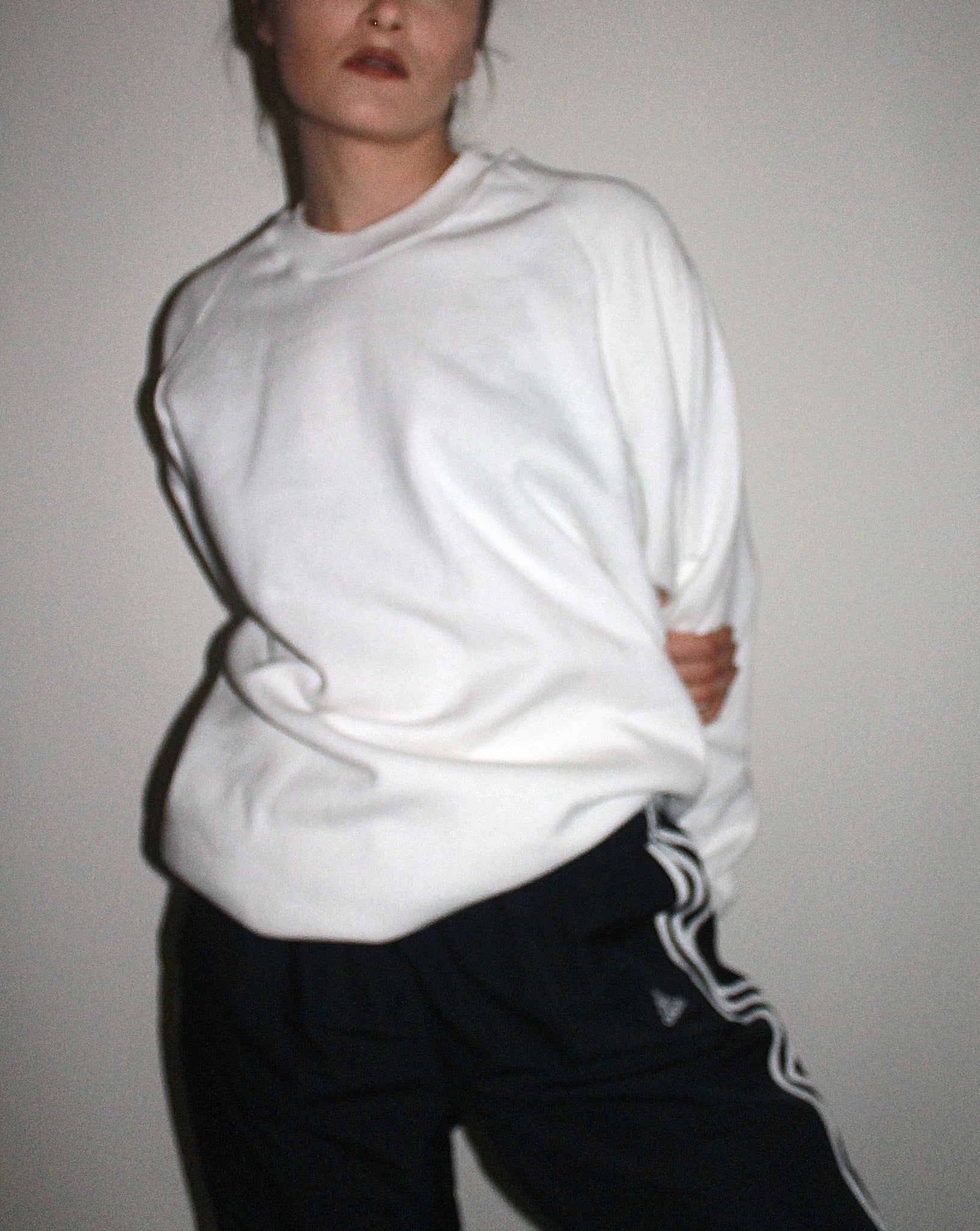 90s Plain White sweatshirt (size XXL)
