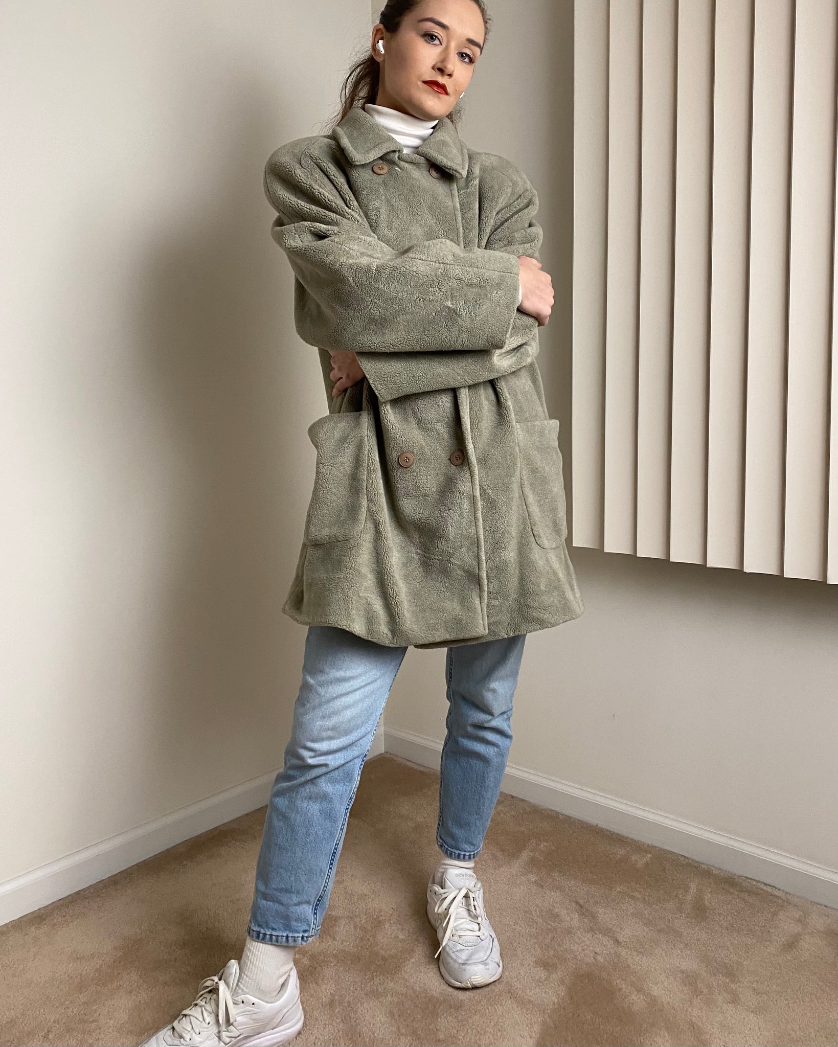 90s Grey Teddy Coat (size XL)