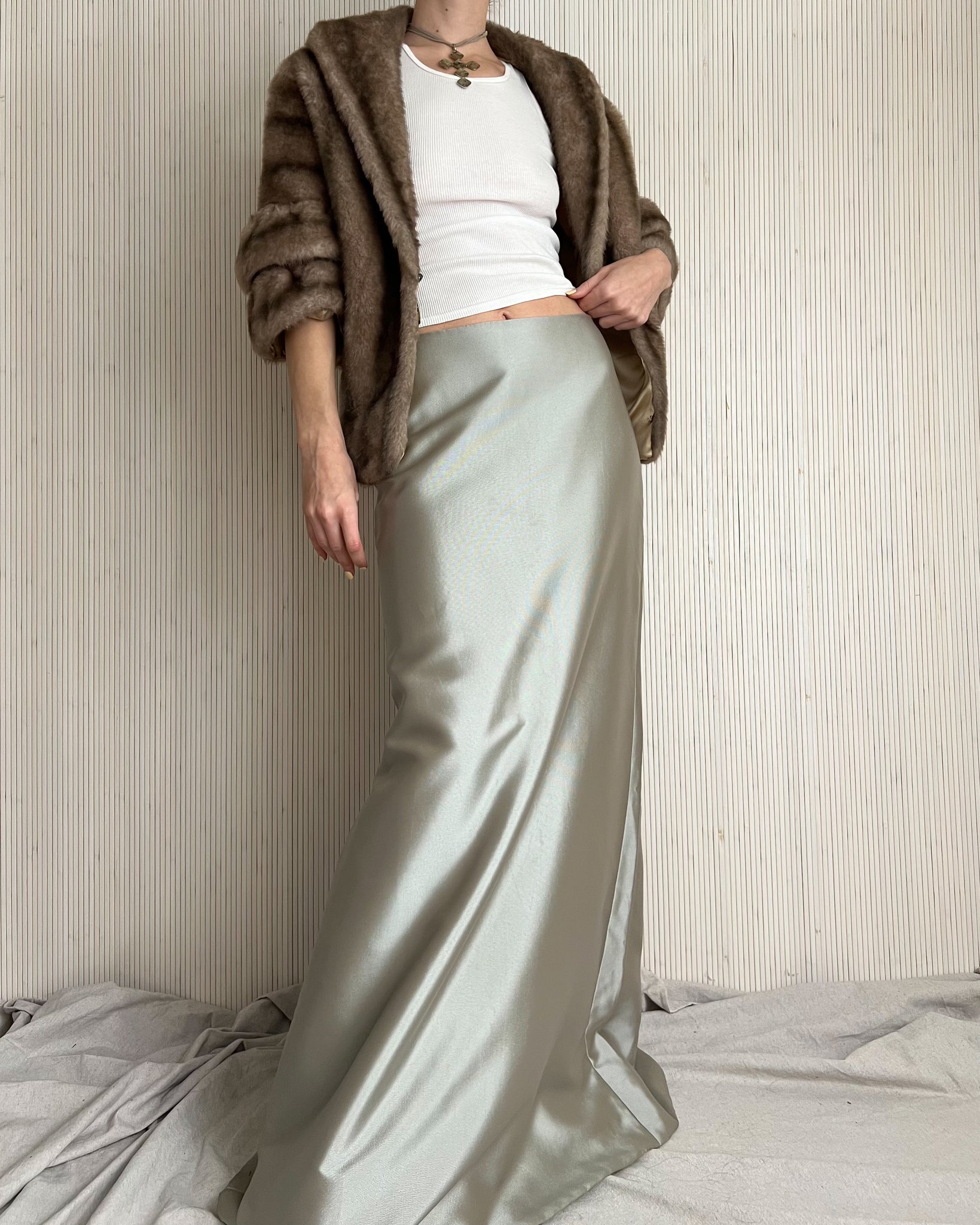 90s Silver Maxi Skirt (Size 6)