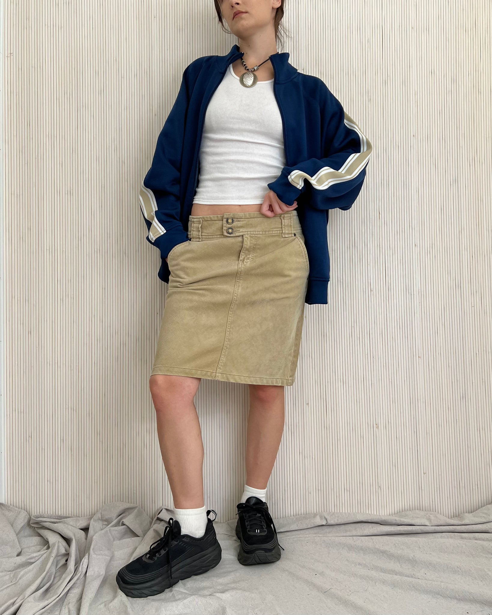 Y2k Tan Corduroy Skirt (Size 4)
