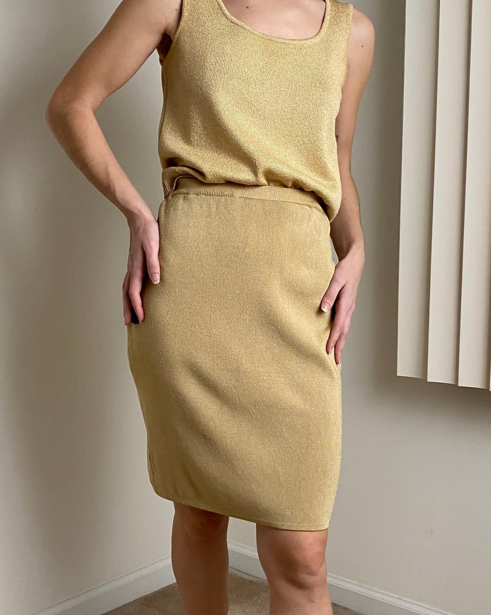 90s Dana Buchman Gold Knit Skirt (fits S/M)