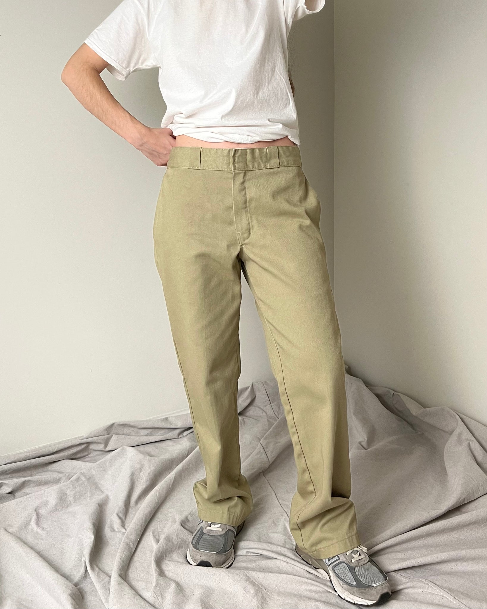 Dickies 874 Original Fit Khaki Trouser (32" waist)