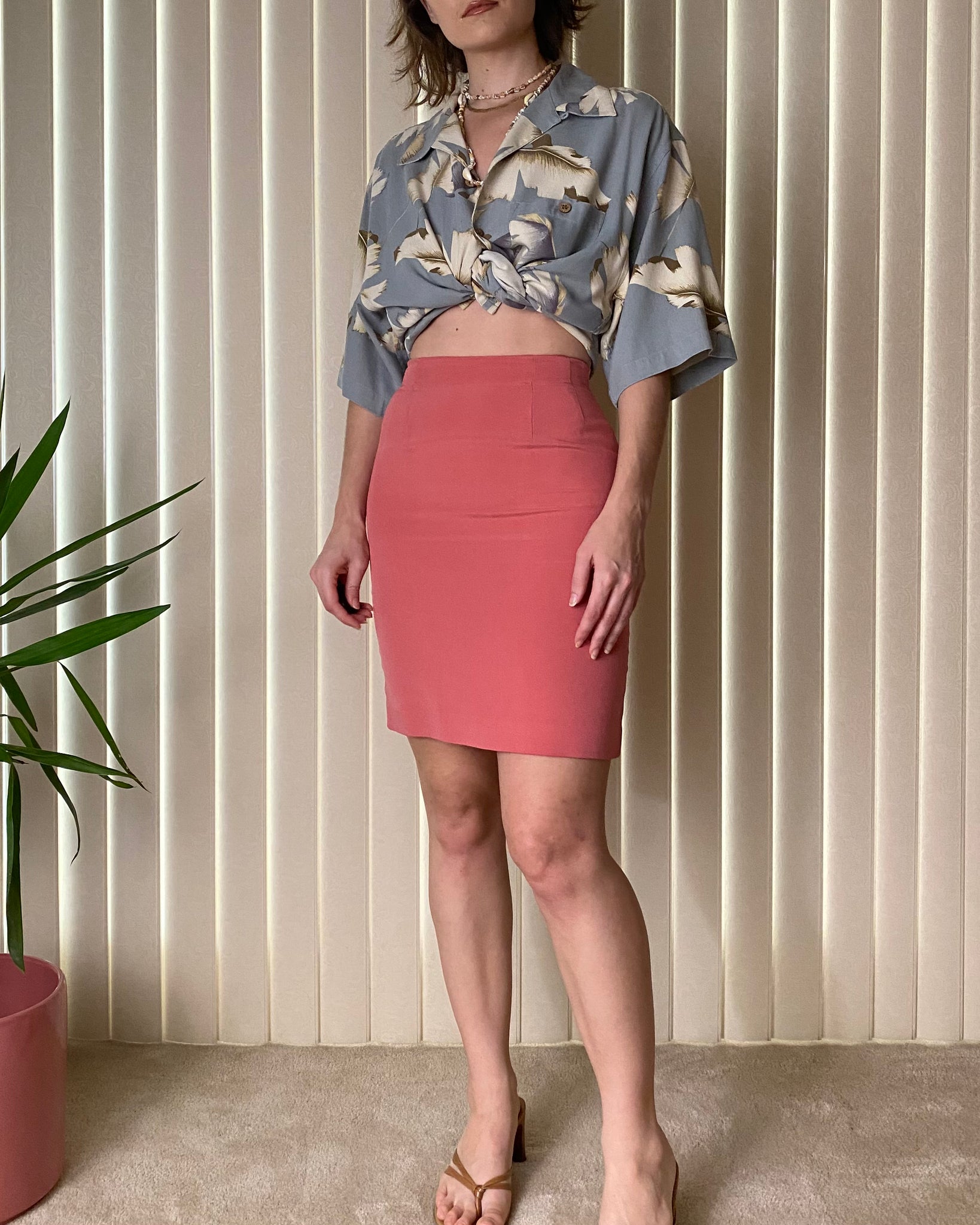90s Pink Silk Pencil Skirt (size 0)