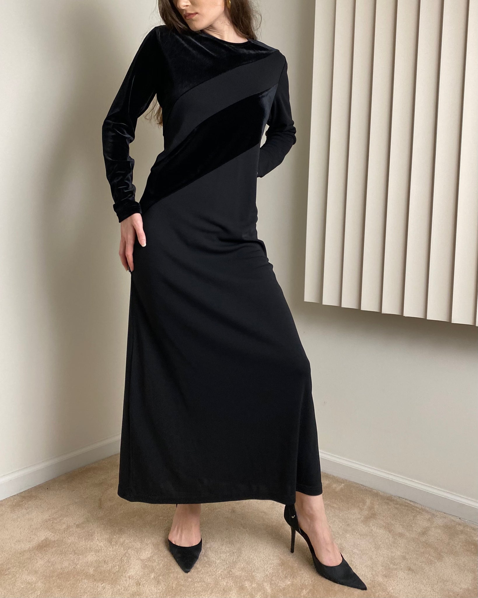 90s Liz Claiborne Velvet Evening Dress (size M)