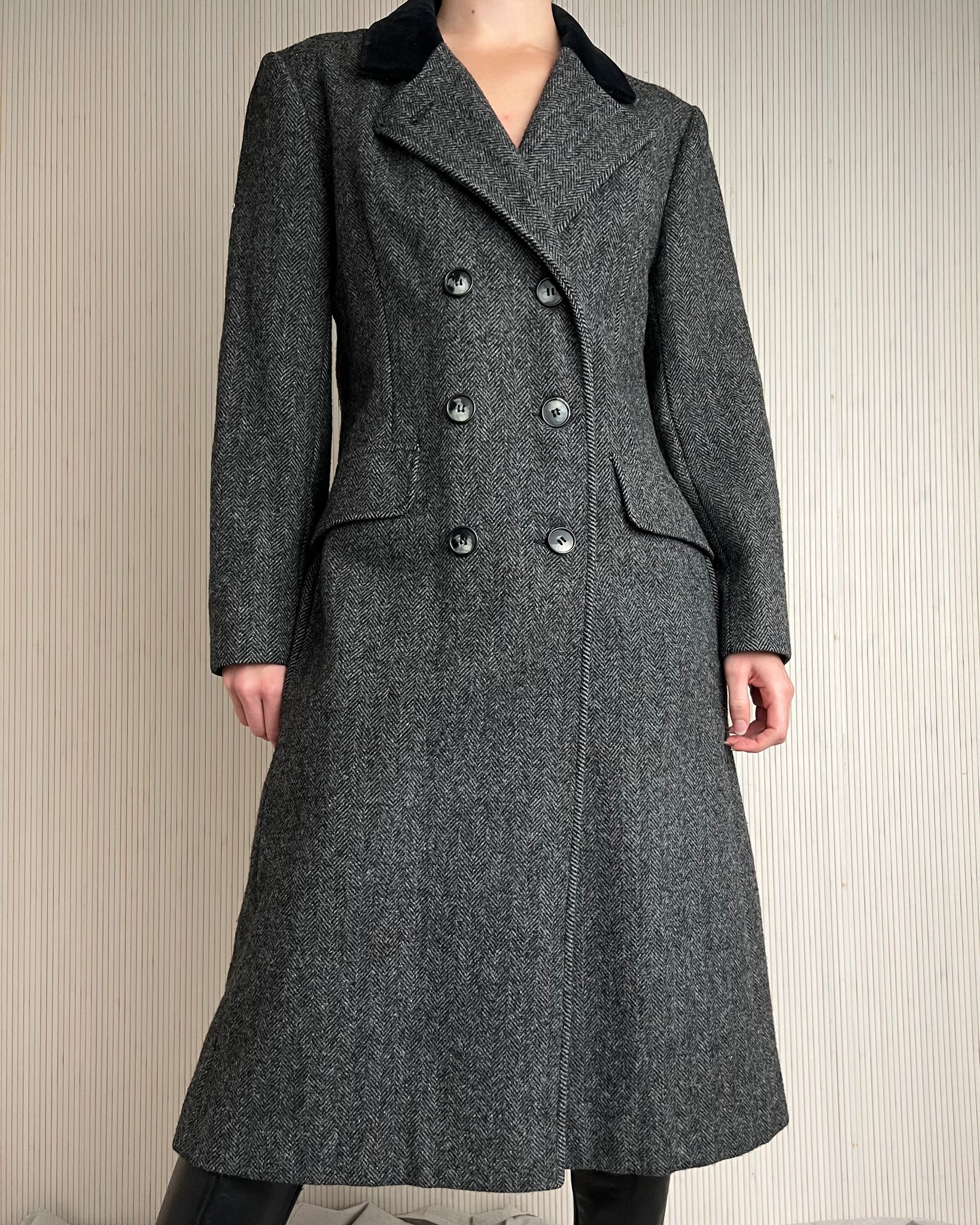90's Herringbone Wool Coat (Fits S/M)