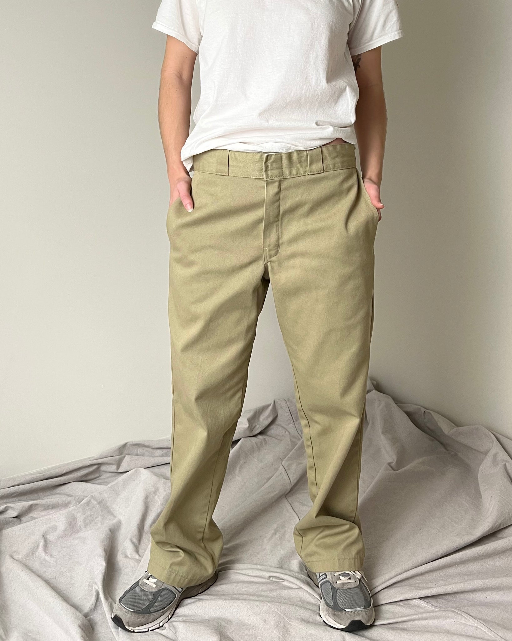 Dickies 874 Original Fit Khaki Trouser (32" waist)