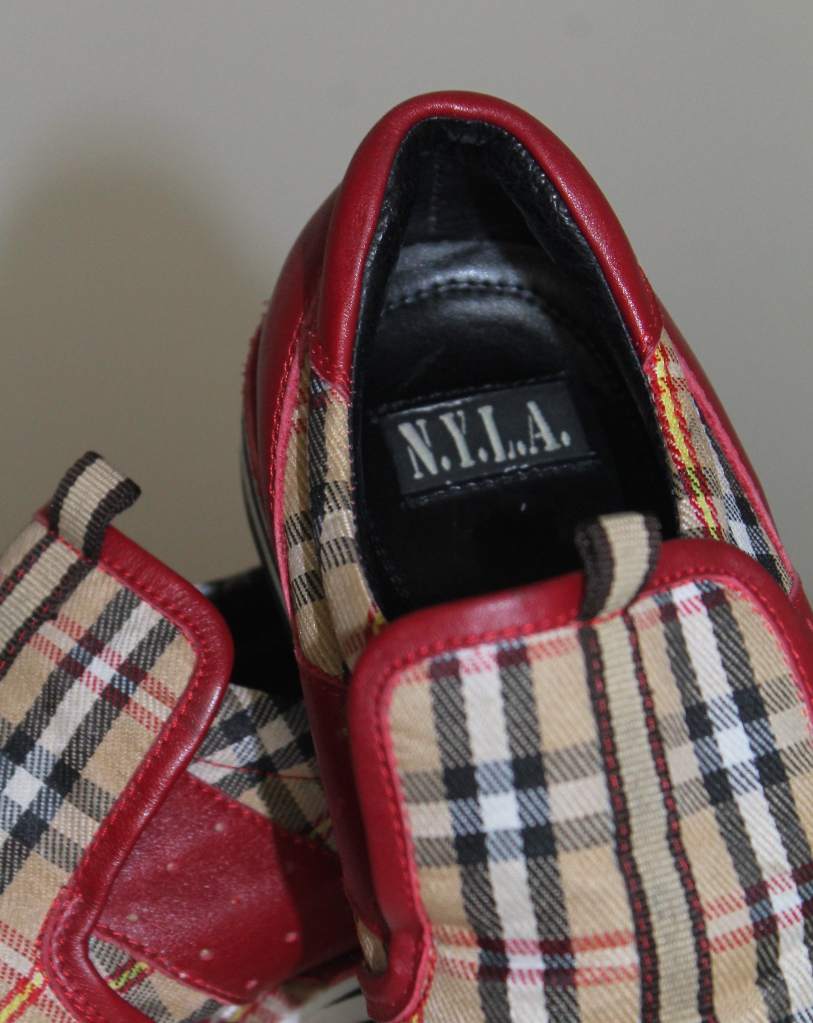 90s N.Y.L.A. Plaid Sneakers (size 38)