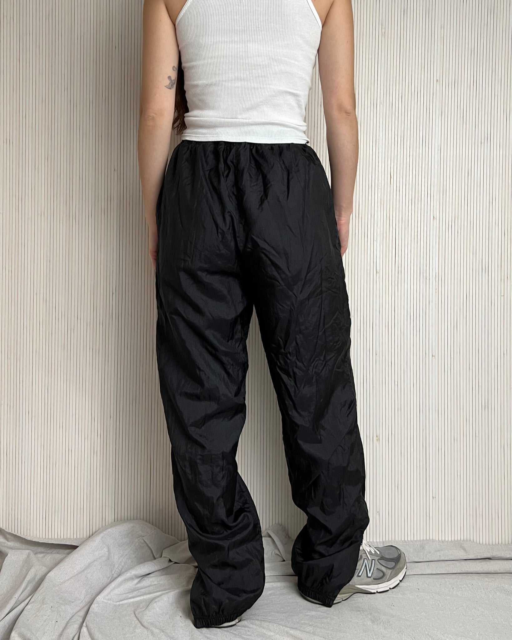 90's Windbreaker Pants (Size L)